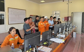 Đóng điện dự án đường dây 220 kV phục vụ nhập khẩu điện từ Lào về Việt Nam