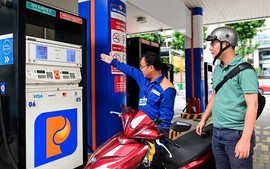 Giá xăng dầu giảm mạnh