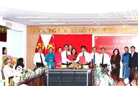 Vĩnh Long 'bắt tay' Đại học Kinh tế TPHCM: Hợp lực tri thức, mở hướng phát triển vùng