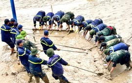 Thủ tướng chỉ đạo tập trung khắc phục nhanh hậu quả mưa lũ tại khu vực Trung Bộ