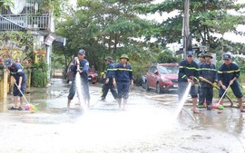 Thông tin báo chí Công điện của Thủ tướng Chính phủ về việc tập trung khắc phục nhanh hậu quả mưa lũ tại khu vực Trung Bộ