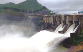 Siết chặt vận hành hồ thủy điện, bảo đảm an toàn hạ du trước mưa lũ kéo dài