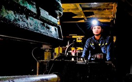 Khai thác vượt kế hoạch, TKV nỗ lực bứt phá những tháng cuối năm