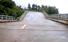 Công bố tình huống khẩn cấp thiên tai gây hư hỏng cầu trên đường Hồ Chí Minh