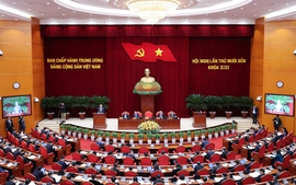 Thông cáo báo chí về ngày làm việc thứ nhất Hội nghị Trung ương 14 khóa XIII