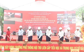 Phó Thủ tướng Mai Văn Chính dự lễ khởi công xây dựng Trường Phổ thông nội trú liên cấp TH-THCS xã Ia Rvê, Đắk Lắk