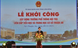 Phó Thủ tướng Hồ Đức Phớc dự Lễ khởi công dự án đầu tư xây dựng Trường Phổ thông nội trú liên cấp tiểu học và THCS Thuận An, Lâm Đồng