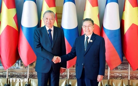 Tổng Bí thư Tô Lâm hội kiến Chủ tịch Quốc hội Lào Saysomphone Phomvihane