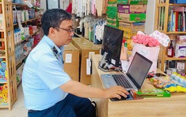 Huế: Mạnh tay xử lý hành vi kinh doanh hàng giả trên các 'shop online'