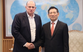 Phó Thủ tướng Hồ Đức Phớc tiếp ông Mark Tucker, Chủ tịch Tập đoàn AIA