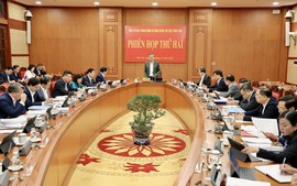 Hoàn thiện thể chế, tháo gỡ ‘điểm nghẽn’ để tạo động lực phát triển đất nước