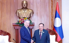 Tổng Bí thư Tô Lâm thăm các nguyên lãnh đạo Lào
