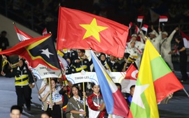 TOÀN CẢNH Lễ bế mạc SEA Games 33
