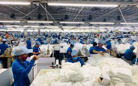 Xuất khẩu dệt may cán mốc 46 tỷ USD trong năm 2025