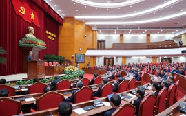 Thông cáo báo chí về ngày làm việc thứ hai và bế mạc Hội nghị Trung ương 15 khoá XIII