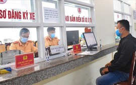 Đề xuất giảm mức thu lệ phí cấp chứng nhận đăng ký, biển số xe