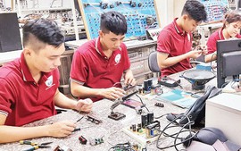 Bảo đảm quyền được định hướng nghề nghiệp và lựa chọn lộ trình học tập của học sinh