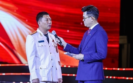 Thượng tá công an bơi 2km trong đêm lũ dữ cứu dân: Tấm gương lan tỏa tinh thần thi đua yêu nước