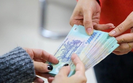 Chuyển công tác giữa năm, nhận tiền thưởng ở đơn vị nào?