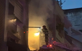 Phó Thủ tướng yêu cầu khẩn trương điều tra nguyên nhân vụ cháy tại đường Trần Hưng Đạo TPHCM