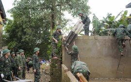 TP. Huế khởi công xây dựng, sửa chữa nhà cho người dân vùng lũ