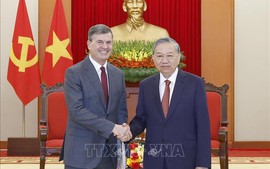 Tổng Bí thư Tô Lâm tiếp Giám đốc Học viện Tổng thống Liên bang Nga