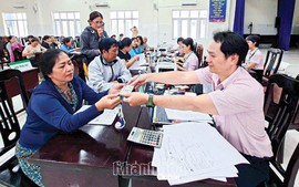 Ngân hàng Chính sách xã hội các tỉnh tiếp sức để người dân tái sản xuất sau bão, lũ