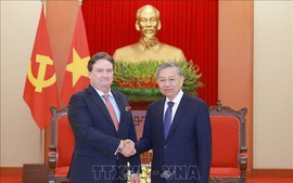Tổng Bí thư Tô Lâm tiếp Đại sứ Hoa Kỳ Marc Knapper