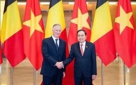 Chủ tịch Quốc hội Trần Thanh Mẫn hội kiến Nhà Vua Bỉ Philippe
