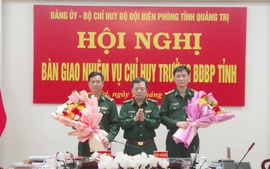Bàn giao nhiệm vụ Chỉ huy trưởng Bộ đội Biên phòng tỉnh Quảng Trị