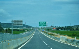 Cao tốc Vân Phong - Nha Trang đã sẵn sàng thông xe 70km vào 19/4
