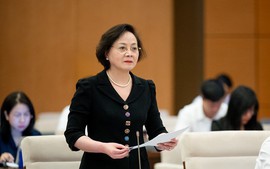 Bộ Nội vụ đang tham mưu để có thêm chính sách hỗ trợ cán bộ không chuyên trách