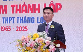 Phó Thủ tướng Lê Thành Long dự Lễ kỷ niệm 60 năm thành lập ngôi trường giàu truyền thống 'dạy tốt, học tốt' của Thủ đô