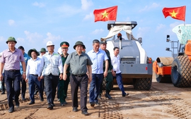 Thủ tướng lần thứ 8 tới dự án Cần Thơ – Cà Mau, chỉ đạo thông tuyến cao tốc Bắc - Nam tới cảng Hòn Khoai