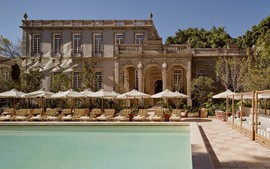 Private Club-biểu tượng cho một hệ giá trị sống tinh tế, chọn lọc và khác biệt