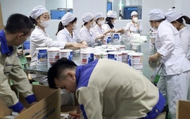 Khởi tố thêm 4 bị can vụ án sản xuất, buôn bán, tiêu thụ sữa bột giả