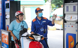 Giá xăng, dầu đồng loạt tăng