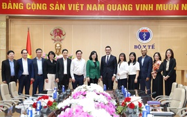 Bộ Y tế và Sanofi tăng cường hợp tác để phát triển công nghiệp dược và vaccine