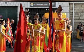 Kiều bào thành kính tổ chức Giỗ Tổ Hùng Vương tại các quốc gia