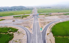 Hoàn thành dứt điểm giải phóng mặt bằng và cung cấp vật liệu, không để "trượt" tiến độ các dự án giao thông trọng điểm