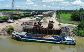 Tháo gỡ khó khăn về vật liệu cho cao tốc Châu Đốc - Cần Thơ - Sóc Trăng tăng tốc vượt kế hoạch