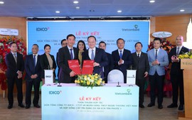 Vietcombank ký kết hợp tác với IDICO, đồng hành cùng DN chuyển đổi bền vững