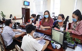 Tính chế độ nghỉ hưu trước tuổi theo thời gian đóng BHXH bắt buộc