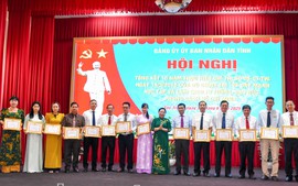 Sóc Trăng khen thưởng 81 tập thể, cá nhân học tập và làm theo Bác