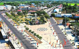 Công nhận 2 huyện đạt chuẩn nông thôn mới, nông thôn mới nâng cao
