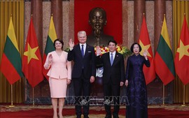 Tổng thống Lithuania Gitanas Nauseda và Phu nhân kết thúc chuyến thăm chính thức Việt Nam