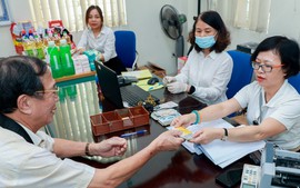 Thông cáo báo chí Công điện của Thủ tướng Chính phủ về đẩy nhanh tiến độ thực hiện chính sách, chế độ đối với CBCCVC khi sắp xếp bộ máy