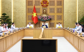 Thủ tướng họp với các bộ, ngành về giải pháp linh hoạt, hiệu quả trước những diễn biến mới tại Trung Đông và thế giới