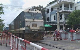 Phân cấp cấp phép xây dựng đường ngang đường sắt cho địa phương