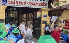 Ngày thi cuối tốt nghiệp THPT: Các môn dễ thở, tiếng Anh gây khó